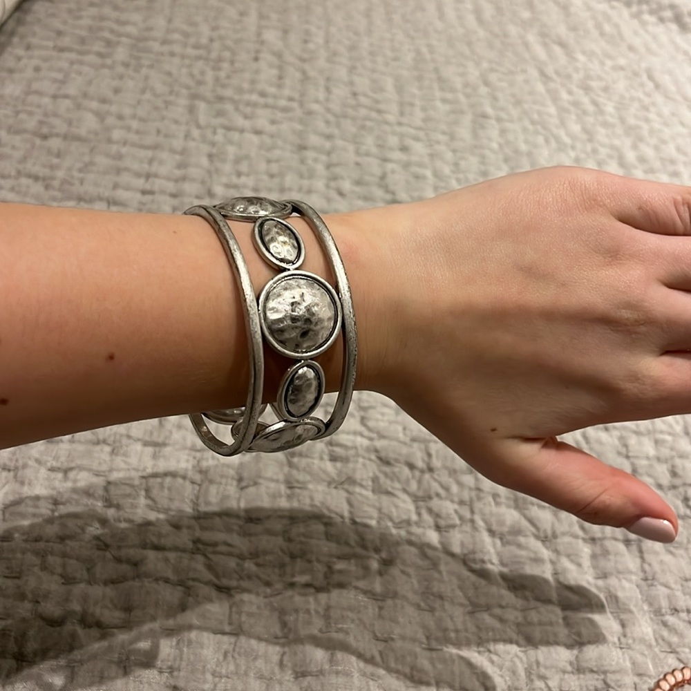 Jessica Simpson bangle - Picture 3 of 3